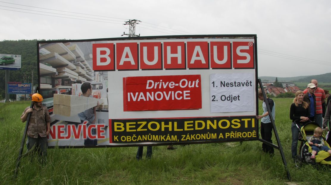 Vedení úřadů může zabránit nezákonné výstavbě BAUHAUSu v Ivanovicích