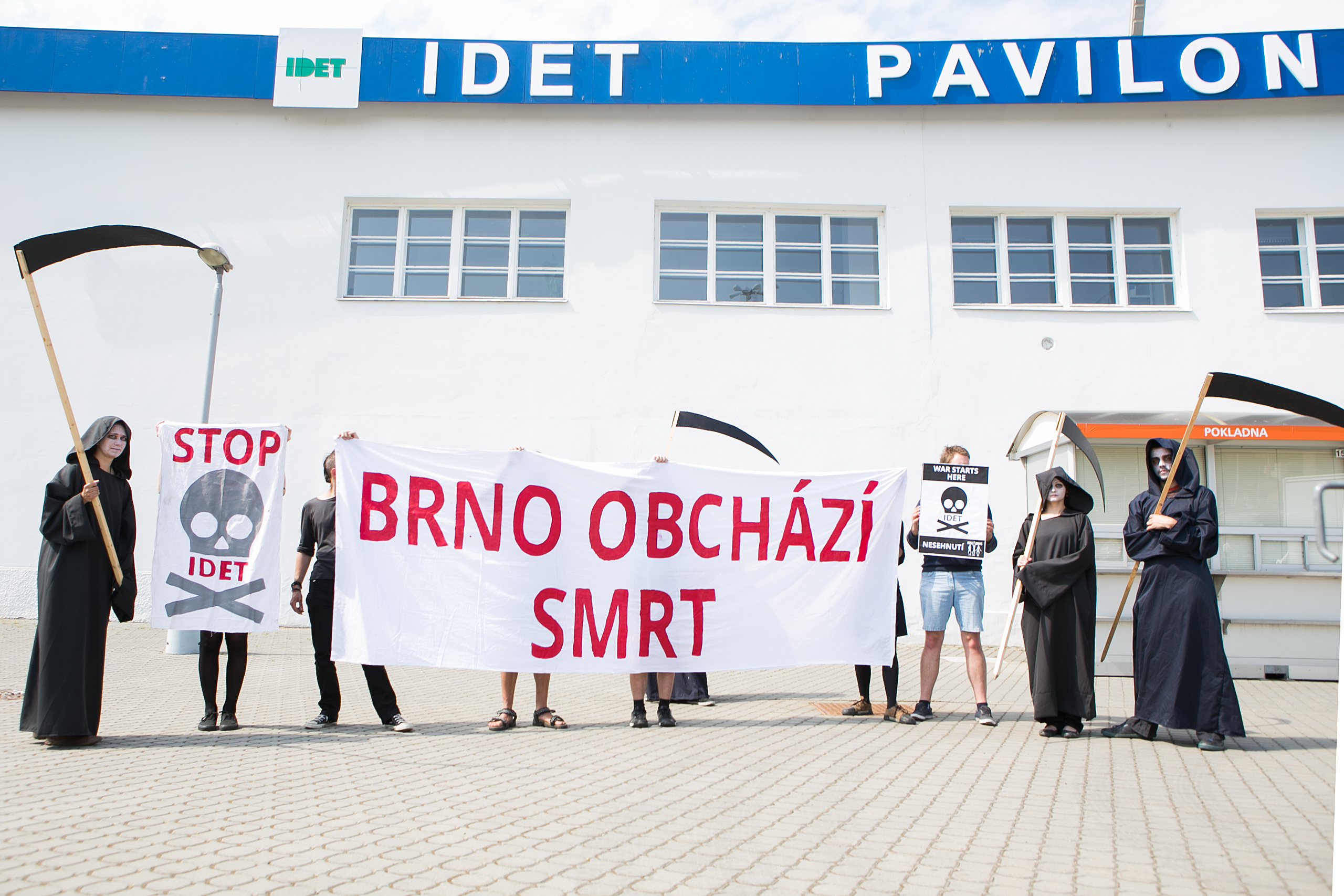 IDET 2015 – protest proti zbrojařskému veletrhu v Brně