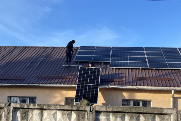 slunce instalace solarni elektrarny zvjahel