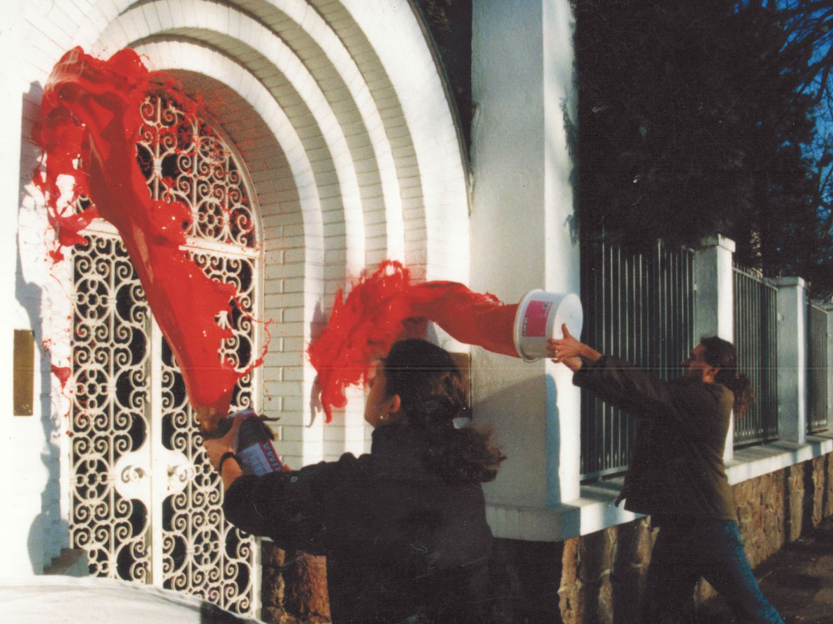 1999 krev ruska ambasada cecensko