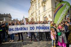 2025_10_19_MZP_Macinka_Hradcanske_nam_2400px_ZWL-0901